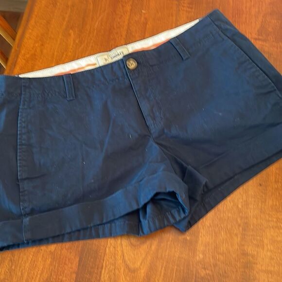 Two Pairs of Old Navy Perfect Shorts - Picture 5 of 9
